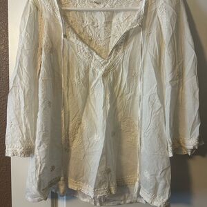 Women’s Lovestitch white blouse size small